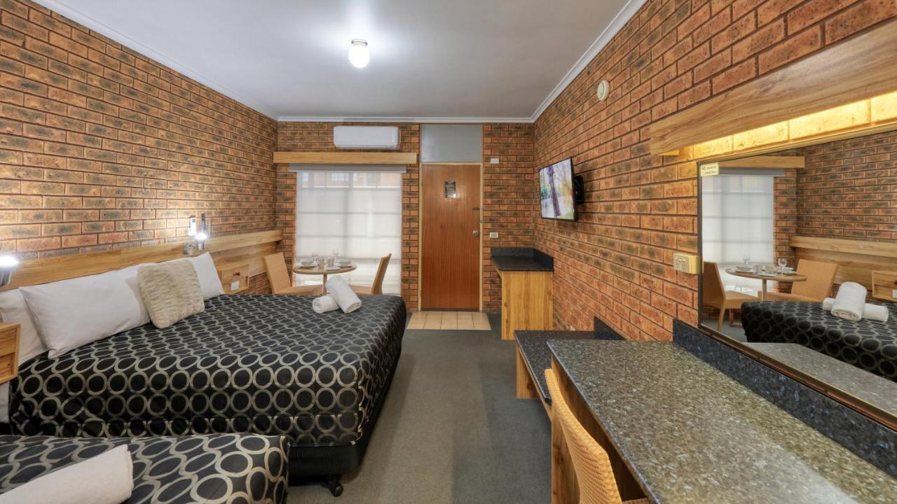 The Cottage Motor Inn Albury Cbd Exteriör bild