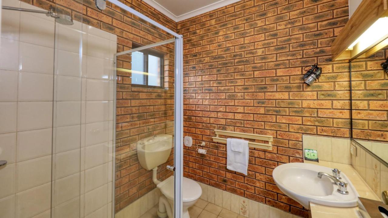 The Cottage Motor Inn Albury Cbd Exteriör bild