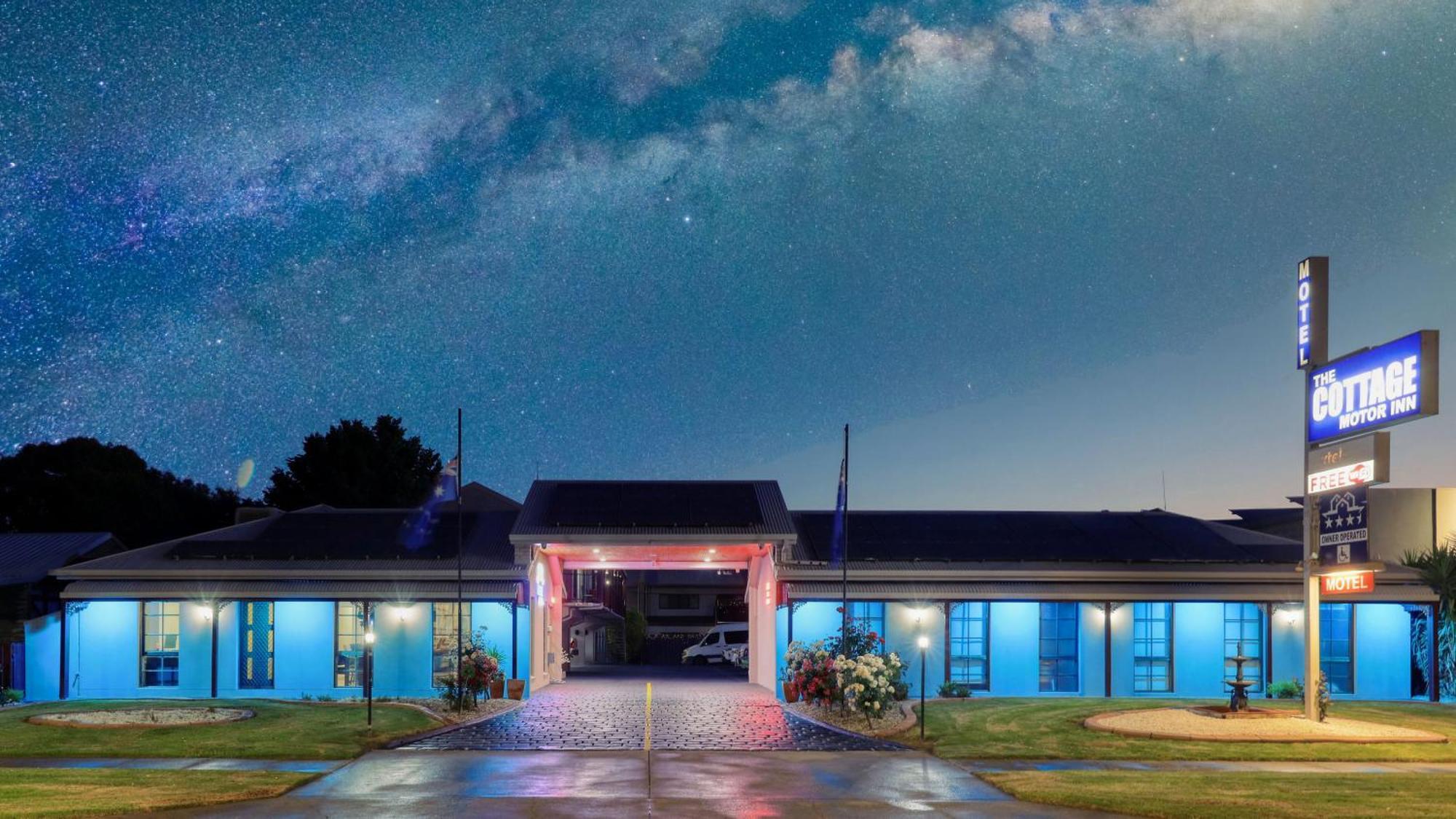 The Cottage Motor Inn Albury Cbd Exteriör bild